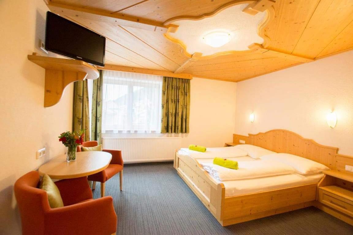 ホテル Haus Alblitt カップル エクステリア 写真