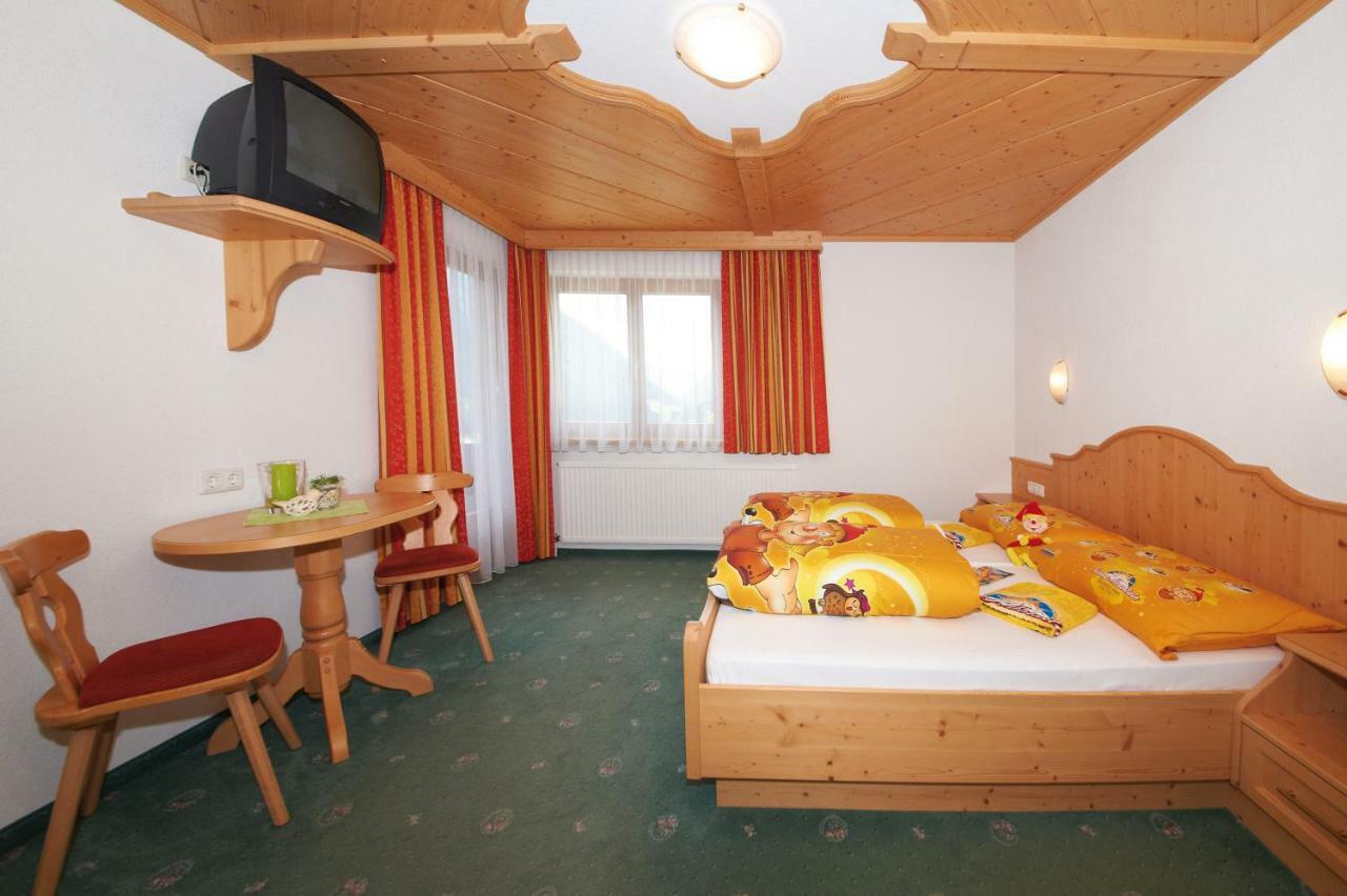 ホテル Haus Alblitt カップル エクステリア 写真